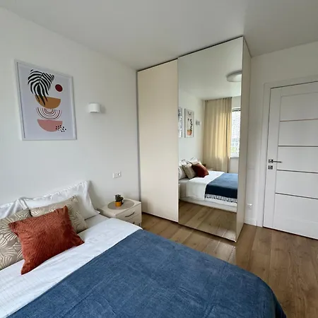 Filin With King Size Bed Апартаменты *